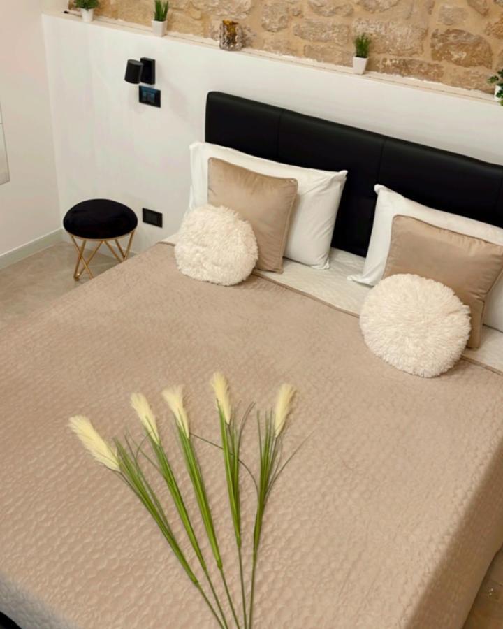 Suite Whiteflower Bari Exterior photo